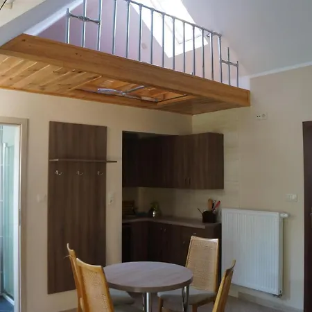 Фермерский дом ,, Pod Debem