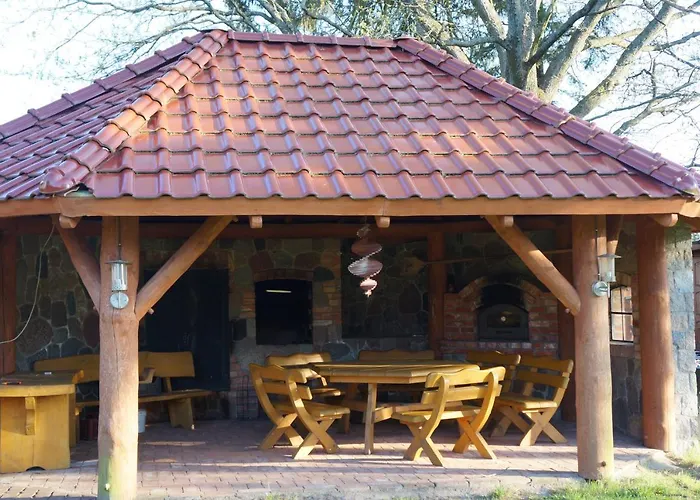 בית חווה ,, Pod Debem