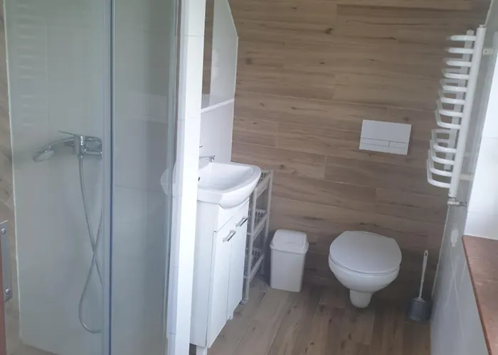 בית חווה ,, Pod Debem