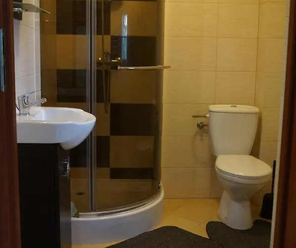 בית חווה ,, Pod Debem